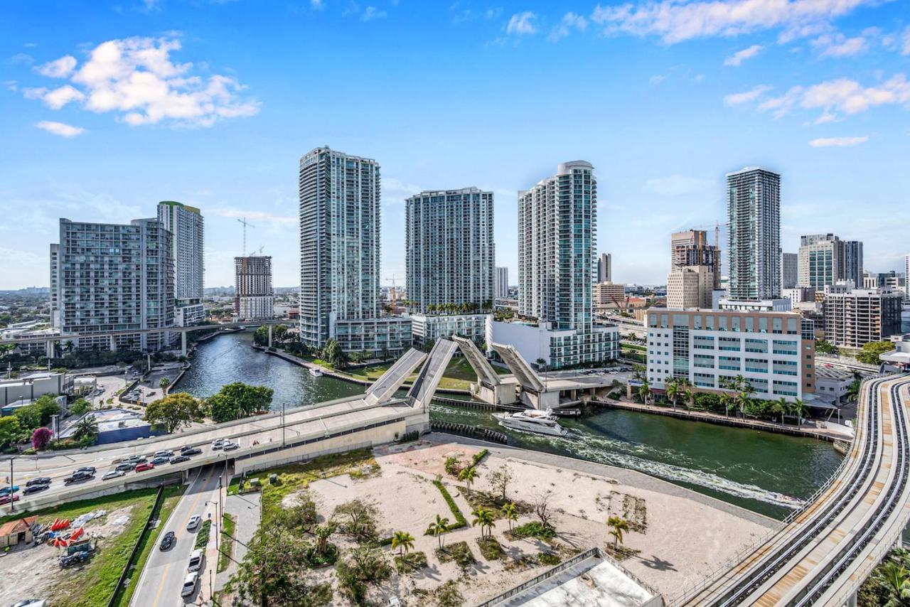 Iconic 2 Bedroom Loft Brickell-Stunning Views Miami Exteriör bild